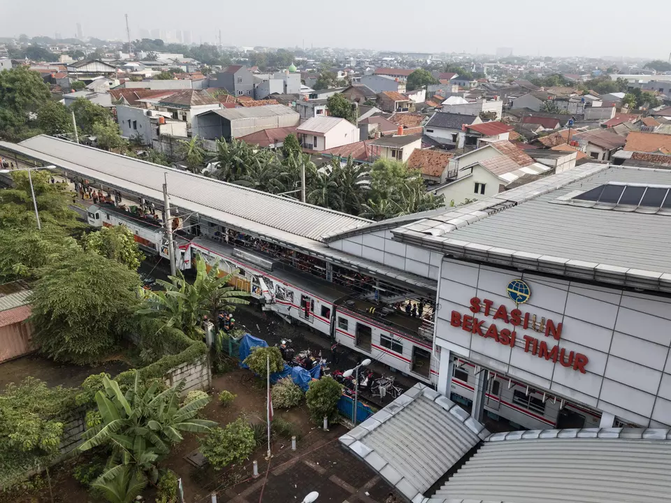 Stasiun Bekasi Timur. (Antara/Fakhri Hermansyah)