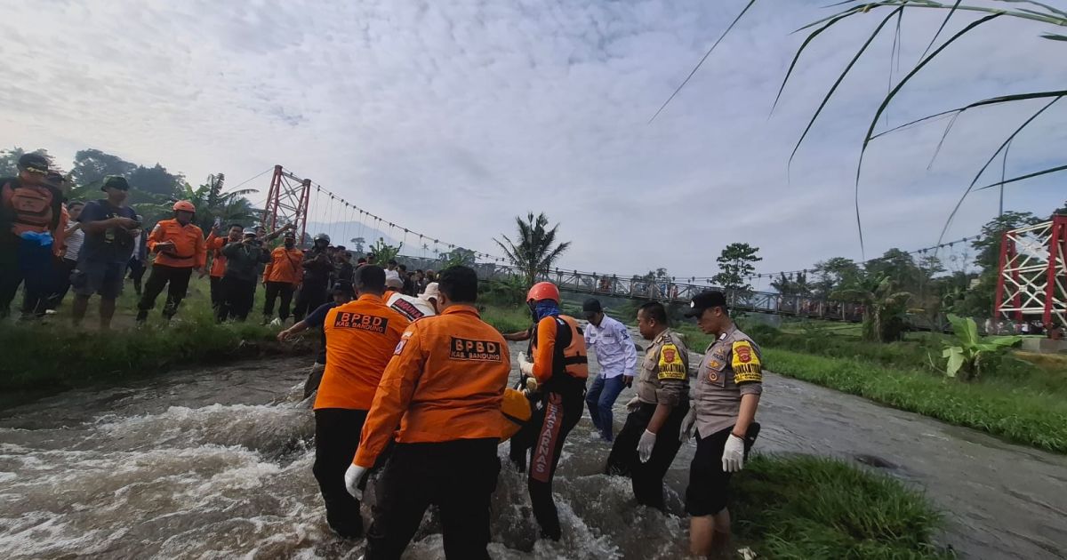 Korban Hanyut Ditemukan di Sungai Malasari Cimaung pada Hari Ketiga Pencarian