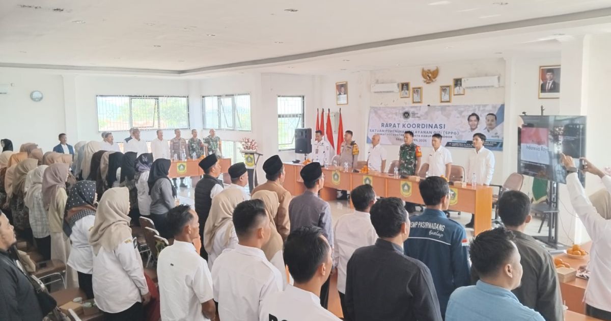 Rapat Koordinasi SPPG Kecamatan Sukajaya melibatkan pemerintah, tenaga kesehatan, dan masyarakat guna memperkuat layanan gizi, menekan stunting, serta memastikan program berjalan efektif dan tepat sasaran. (Dede Surya).