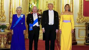 Foto: Presiden AS Donald Trump dan Raja Inggris Charles III saat bertemu di Inggris, September 2025 lalu. (Aaron Chown-WPA Pool/Getty Images)