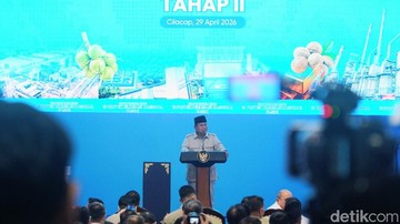 Presiden Prabowo Subianto di Kilang Pertamina Cilacap, Rabu (29/4/2026).Foto: Anang Firmansyah/detikJateng