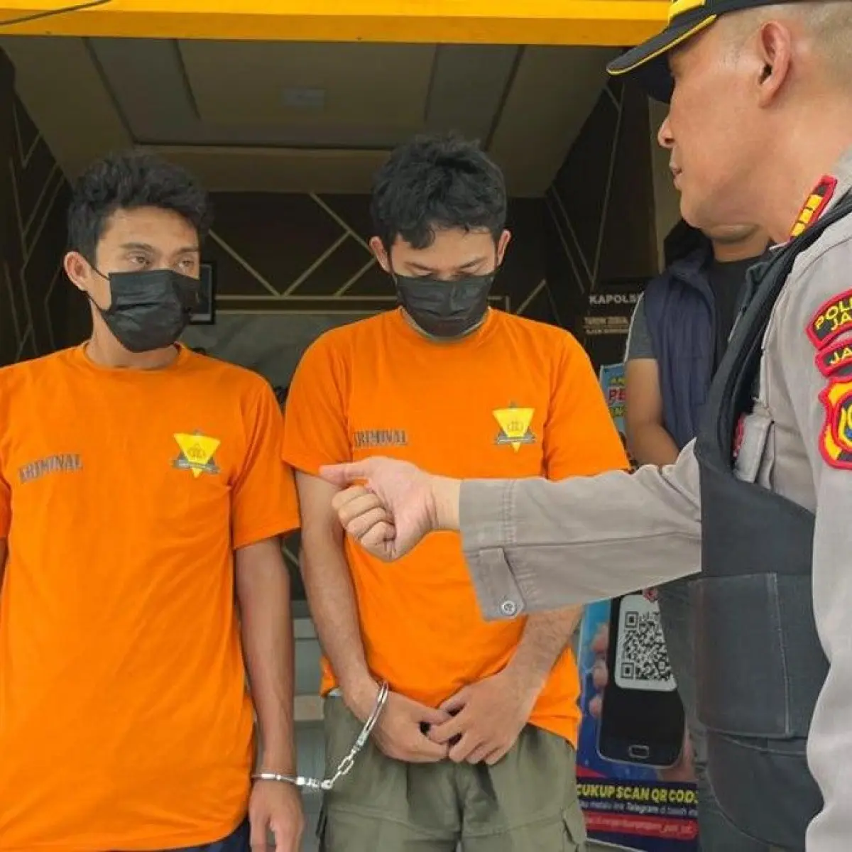Foto: Dua pelaku curanmor di Jambi diamankan polisi (Dimas Sanjaya)
