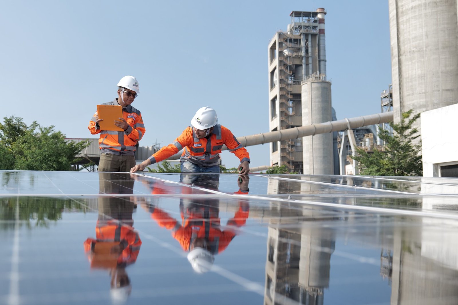 PT Semen Indonesia (Persero) Tbk (SMGR) atau SIG