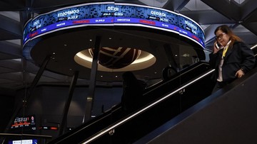 IHSG Akhir Pekan: Indeks Saham Menguat Tipis, Investor Ambil Sikap Menahan Diri