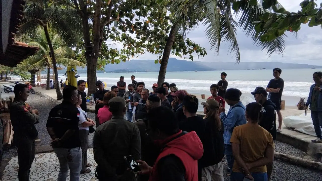 Penertiban Glamping di Citepus Diwarnai Ketegangan