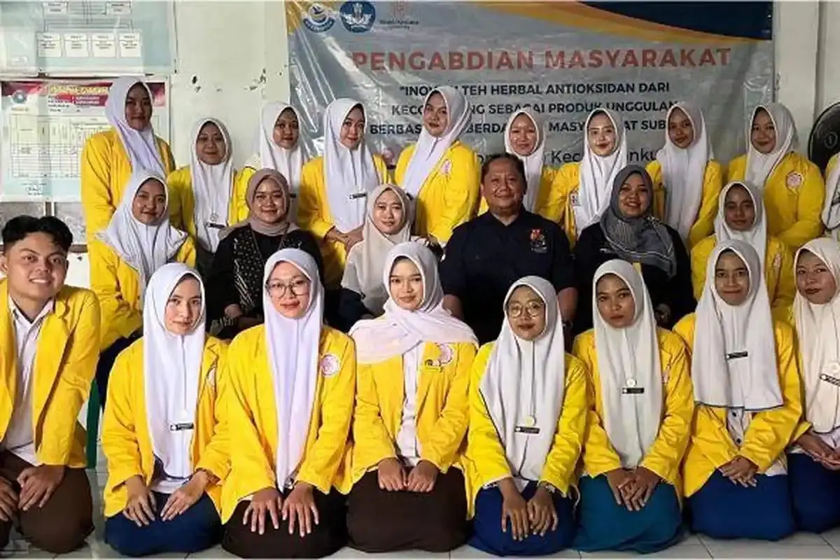 Universitas Bhakti Kencana adakan pelatihan produksi teh herbal untuk warga Subang