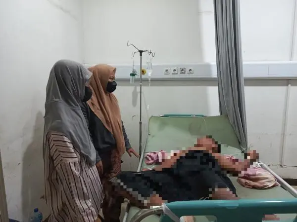 Tragedi Karawang: Anak Disabilitas Koma Akibat Pengeroyokan Massa