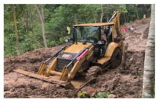 Jalan Kampung Salak Datar Kembali Normal, Warga Cimaja Apresiasi Respons Cepat Pemkab Sukabumi Melalui Dinas PU