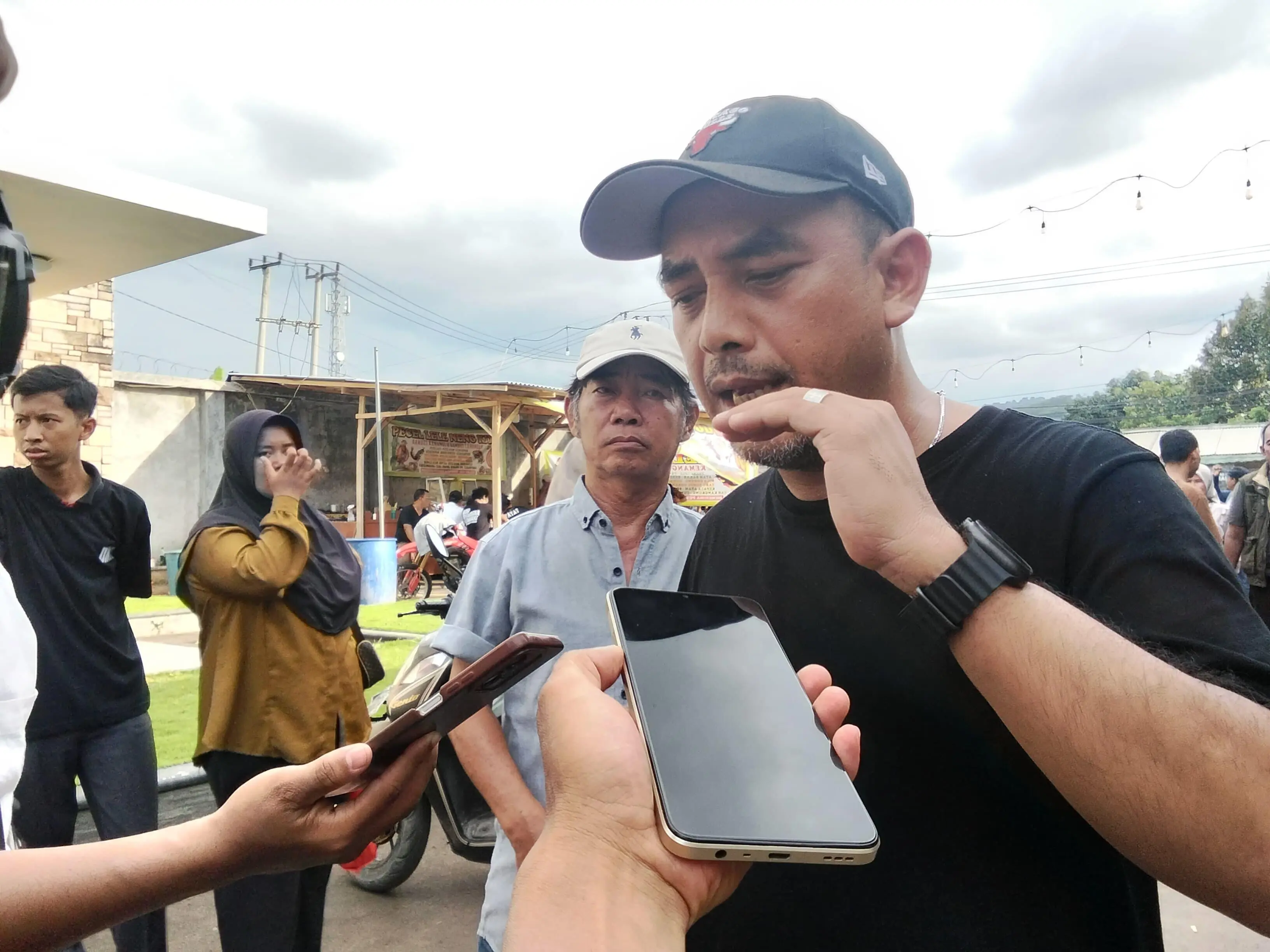 Warga Terdapak Penutupan Tambang Cigudeg, Rumpin, Parungpanjang Anggota DPRD Provinsi Jawa Barat: Doni Maradona Hutabarat, Turun Langsung Pertanyakan Itu Uang Rp.3 Juta Perorang Uang Dari Mana? 