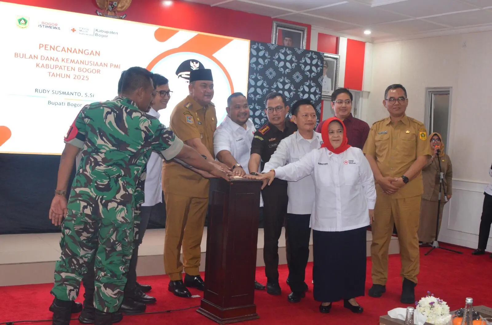 Bupati Bogor Dukung Penuh Layanan Kemanusiaan PMI, Canangkan BDK 2025