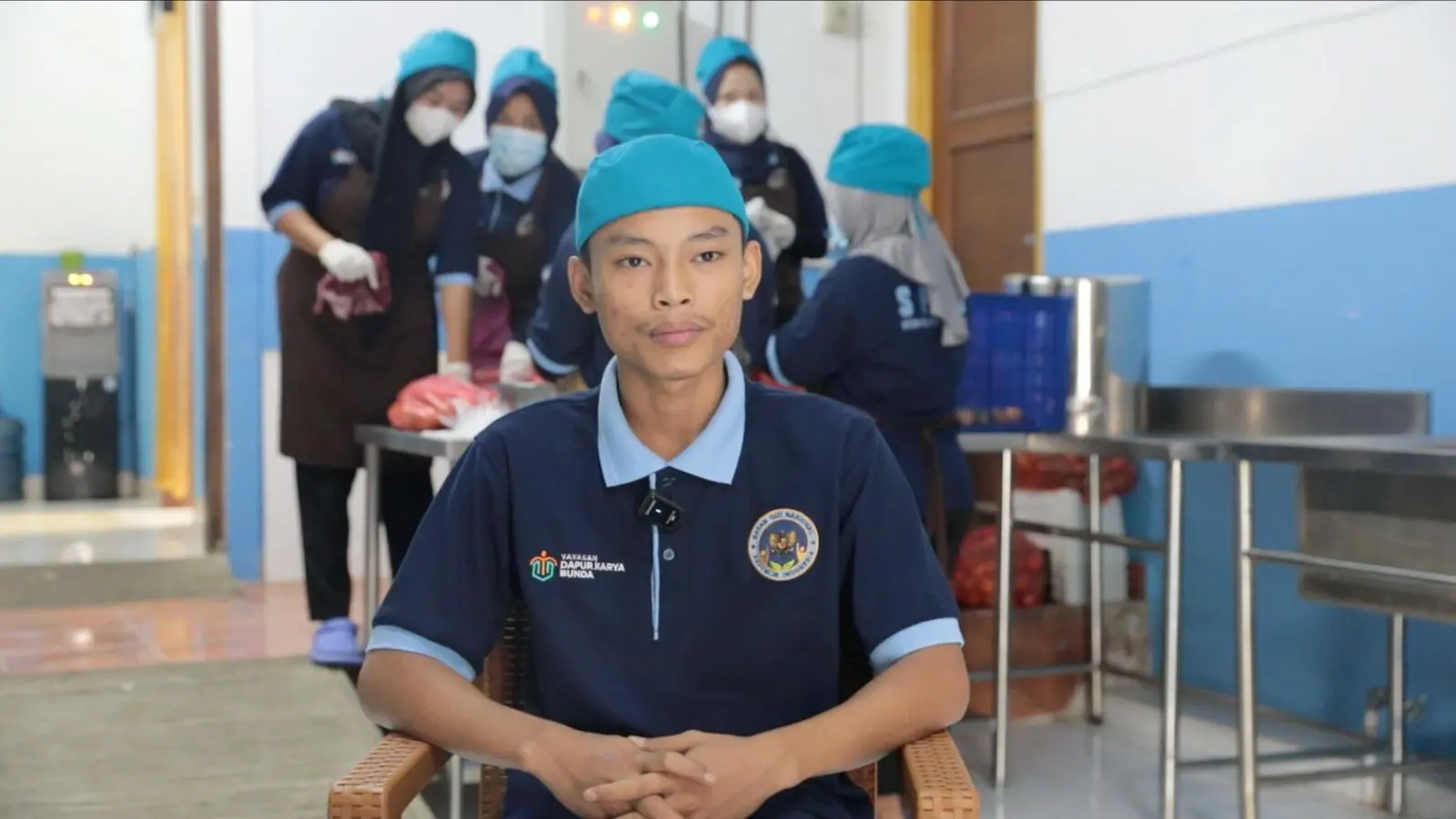 MBG Atasi Pengangguran: Nahwan Anak Kuli Bangunan Kini Bisa Bantu Ekonomi Keluarga