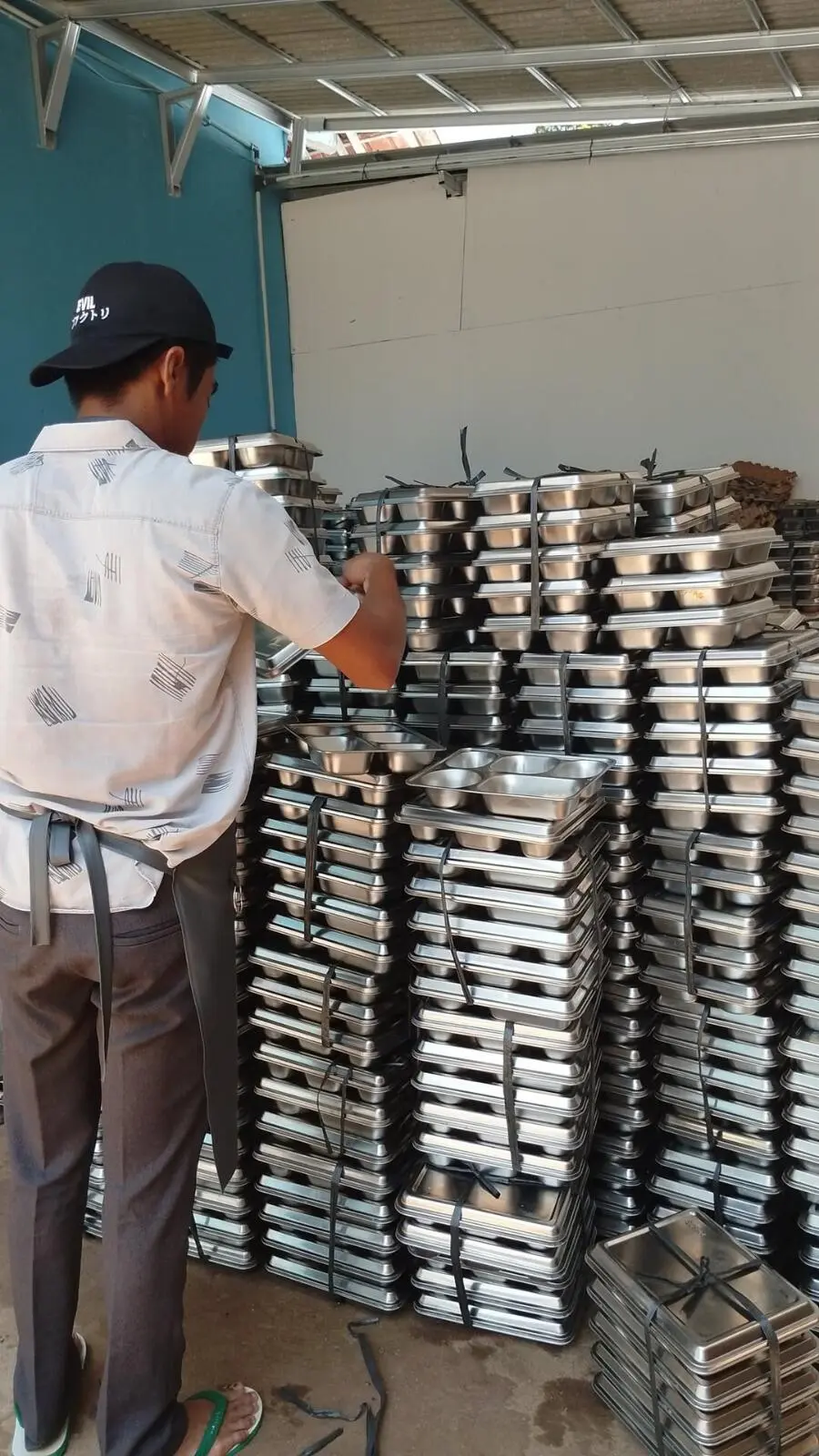 Istri Pencuci Ompreng Heran Ramai Kasus Keracunan MBG: Suami Kerap Ambil Sisa Makanan, Tak Ada Masalah