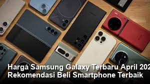 Sebuah Samsung Galaxy terbaru berwarna biru kehijauan diletakkan di atas meja kaca dengan pantulan cahaya studio yang sempurna, menonjolkan desain bezel minimalisnya.