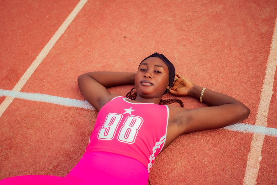 Atlet muda Indonesia berlatih intensif di fasilitas olahraga modern sebagai bagian dari program pembinaan jangka panjang.