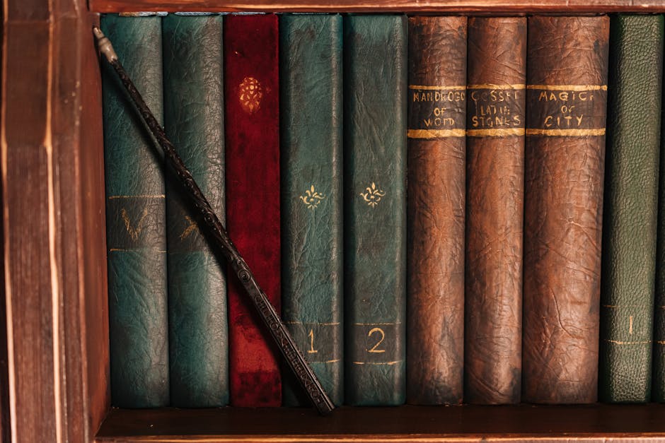 Ilustrasi siluet seseorang berdiri di puncak gunung saat matahari terbit, melambangkan pencapaian dan kedewasaan setelah melalui perjalanan panjang.