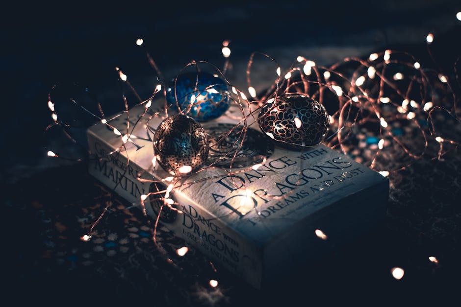 Ilustrasi siluet seseorang yang sedang merenung di tengah perjalanan, melambangkan proses transformasi dan kedewasaan diri.