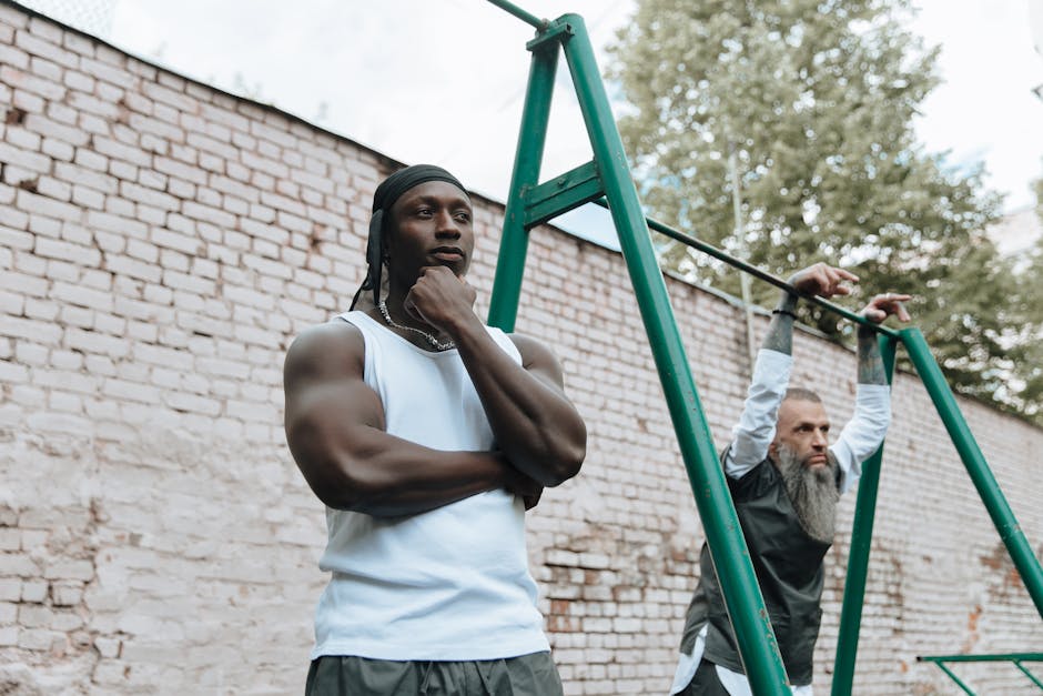 Ilustrasi simbol zodiak Pisces dengan latar belakang rasi bintang yang tenang dan estetis.